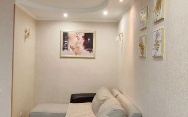 Na Krepostnom Pereulke Flat
