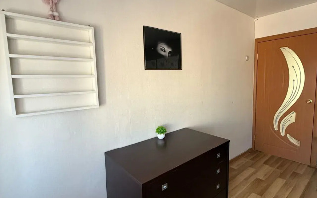 2-Kh komnatnaya Na Gorkogo 7 Flat
