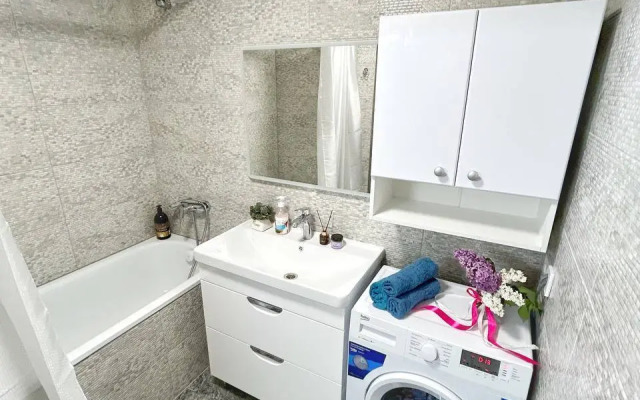 2-Kh Komnatnaya Kvartira V Tsentre Goroda Flat
