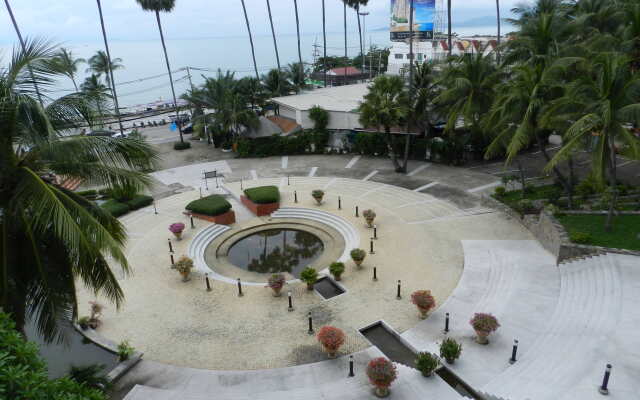 Апартаменты Jomtien Plaza Condotel