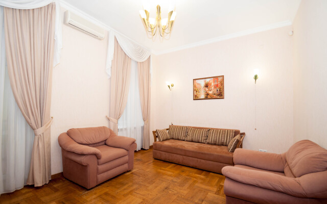 DayFlat na Shota Rustaveli 31B Apartments