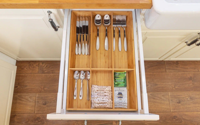 Апартаменты Red Apartments Розмарин Бренден