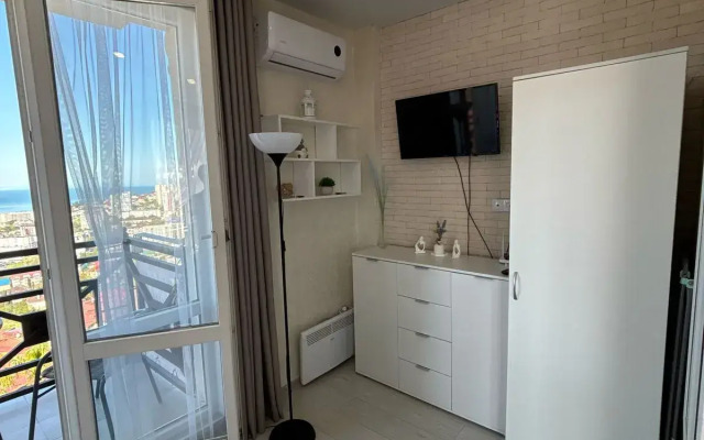 Studiya Milan S Vidom Na More Flat