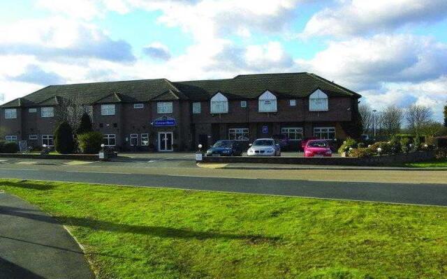 Consort Hotel