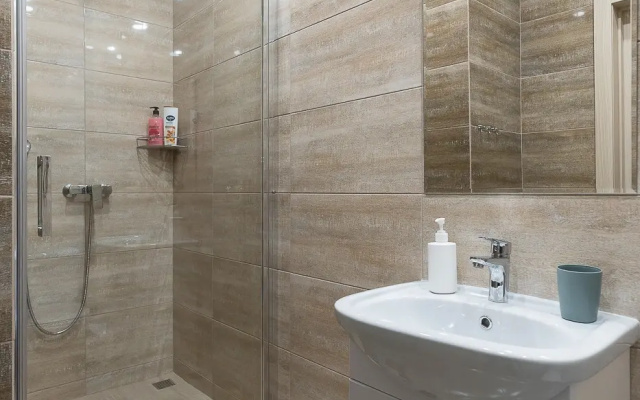 Apartamenty na Pisareva 125