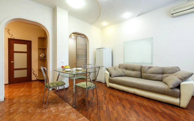 Квартира от Компании Хоум Отель на Степана Разина 154