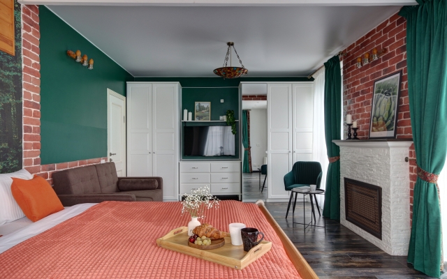 Апартаменты MyhomeYourhome на Кременчугской 9/1