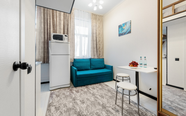 Dvukhurovnevye Apartamenty Na Bumazhnaya Dom 20 Apartments