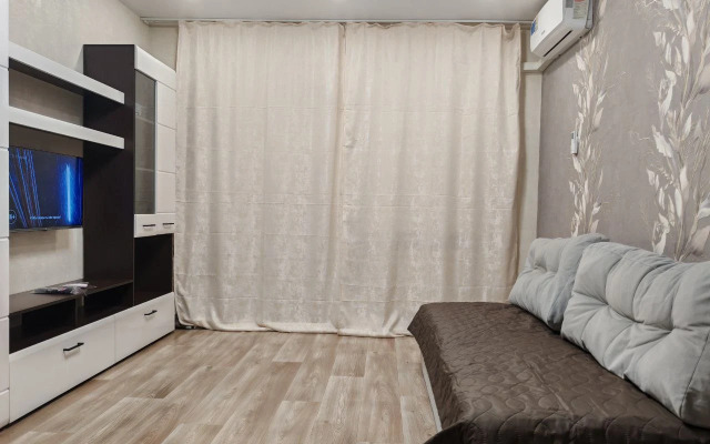 Квартира 1-я с дизайнерским ремонтом