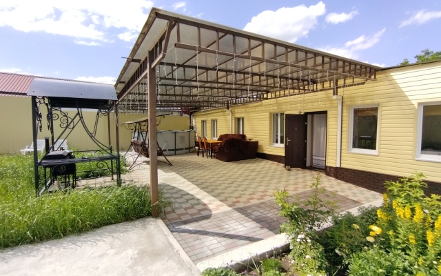 Dom V Kurortnoy Zone Guest House