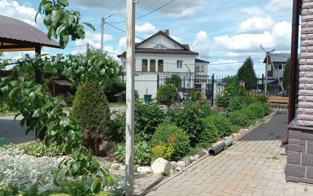 Lyubimy Suzdal Guest House