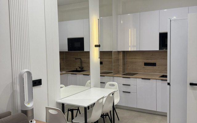 Апартаменты в ЖК Море.Ялта с бассейном и машиноместом