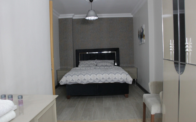 Отель Solo Suites