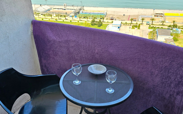 Двухкомнатная квартира 24home.batumi с прямым видом на море 574