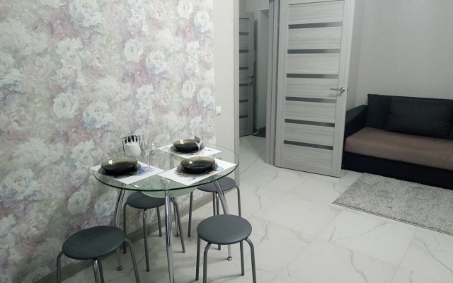 Квартира Уютная Лаванда с Выходом на Аллею