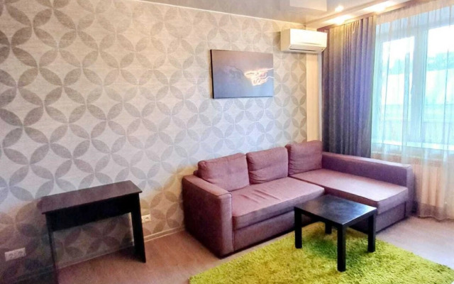 Na Prospekte Pobedy 40k1 Flat