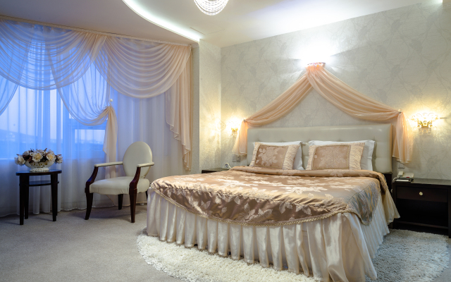 Mega Palace Hotel