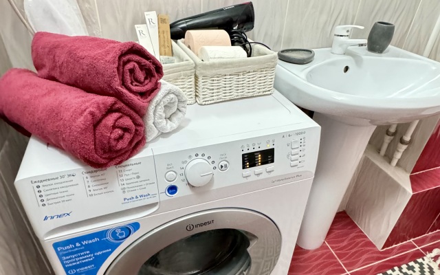 Апартаменты На Крестинского 35