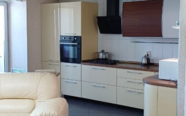 Rich House Na Ulitse Novosyolov 8 Apartments