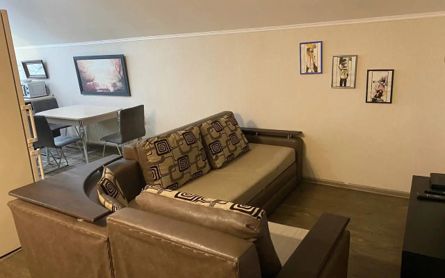 S Basseynom I Zonoy Barbekyu Flat