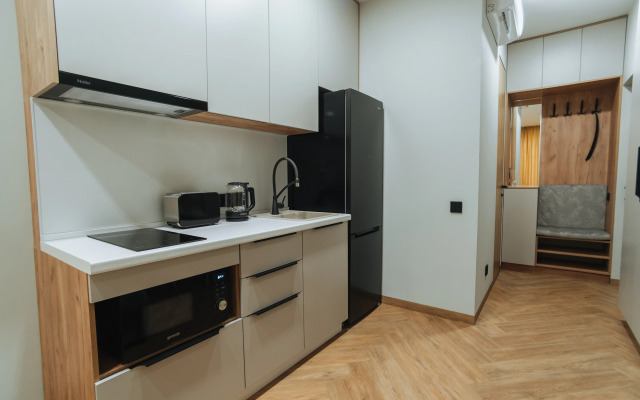 V Sochi Tsentr  Khosty s kruglogodichnym podogrevaemym bassejnom i vidom na more AK Gorka Apartments