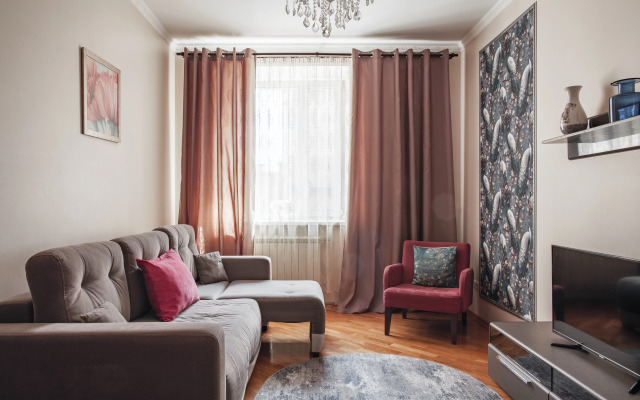 PoliArt Hotel