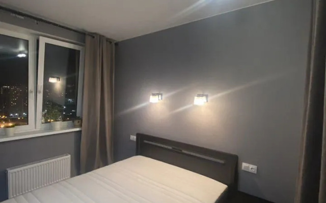 Квартира на Героев 18