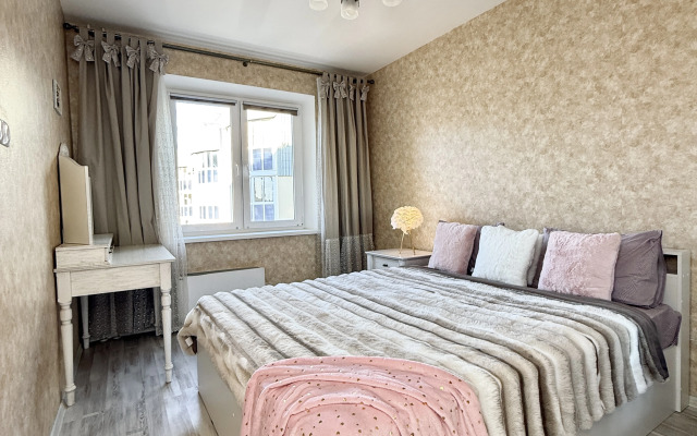 Апартаменты Шикарные трёхкомнатные в центре города вблизи Мамаева Кургана