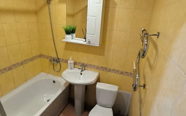 Апартаменты Октябрьской революции