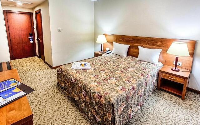 Iris Hotel