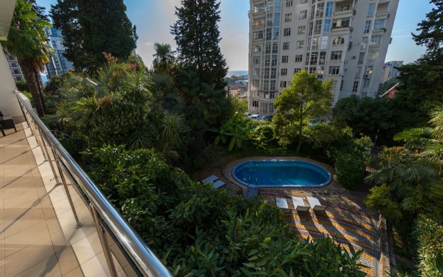 V Samom Tsentre Sochi Villa