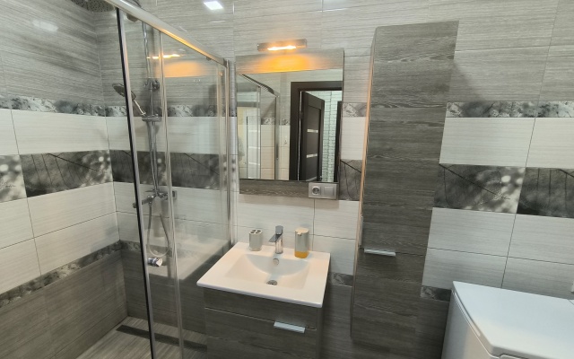 Апартаменты у пляжа Парк Победы на 4 гостей