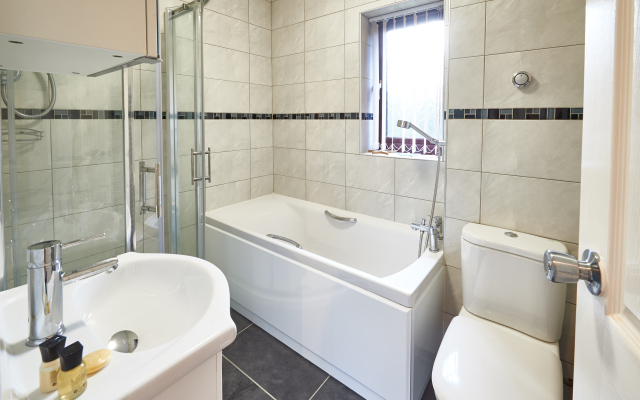 Furzton Serviced Houses - Shortstay MK Guest House