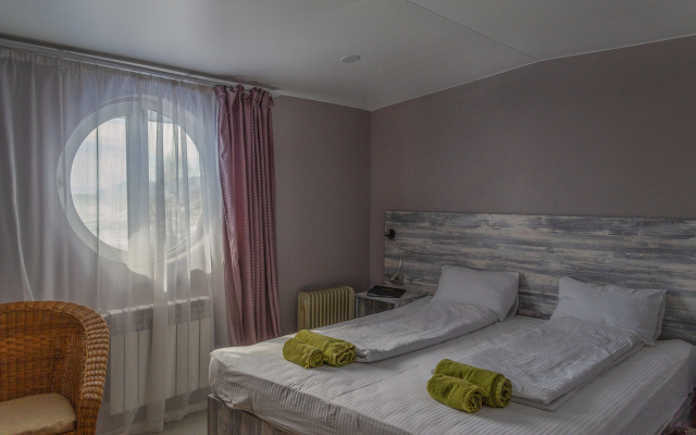 Parus Hotel