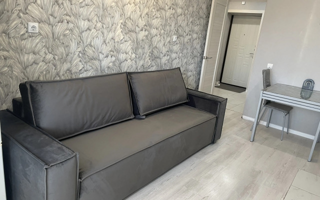 Okolo stadiona Lokomotiv Flat