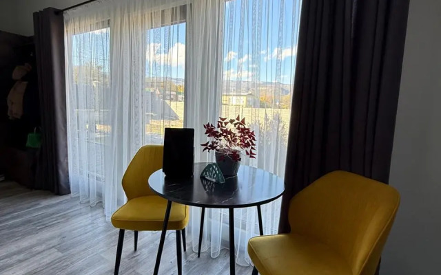 Гостевой дом МАУС в горах с чаном и баней на дровах