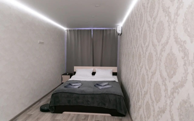 Na Leninskom Prospekte 36 Flat