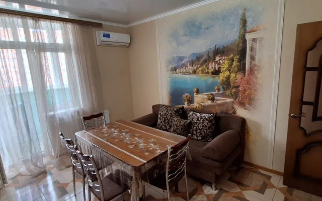 Квартира на Восточно-Кругликовской 18