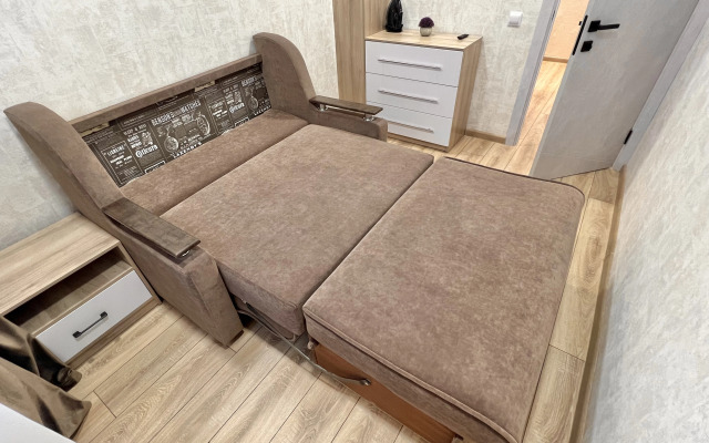 Квартира 3-комнатная на  Никитина 38