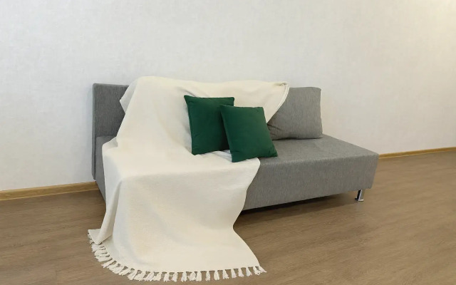 Na Glavnoy Naberezhnoy Goroda Flat