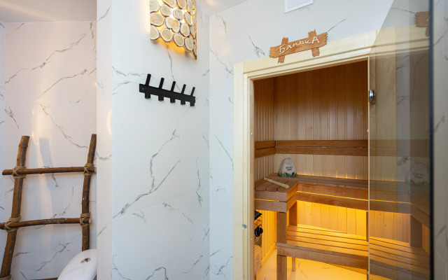 S Saunoy i Kaminom Peterburgskaya Kreml Tsentr Flat