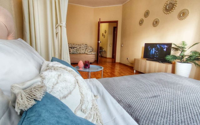 Апартаменты с Панорамным Видом на Екатеринбург