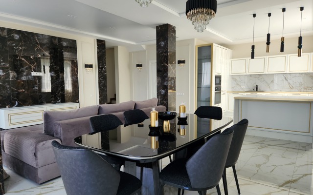 S Dizaynerskim Remontom Villa