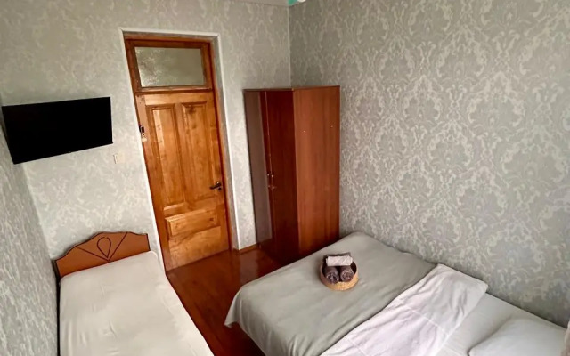 U Khanumy Guest House