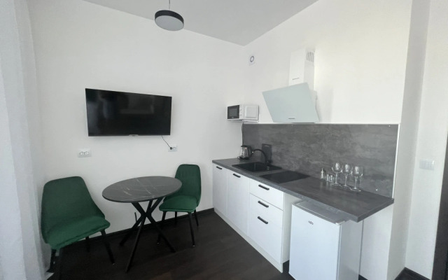V Tsentre Goroda Apartments 2