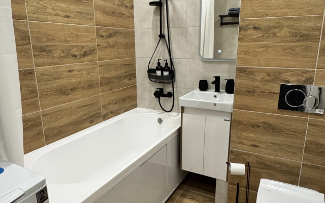 V Novom Dome Flat