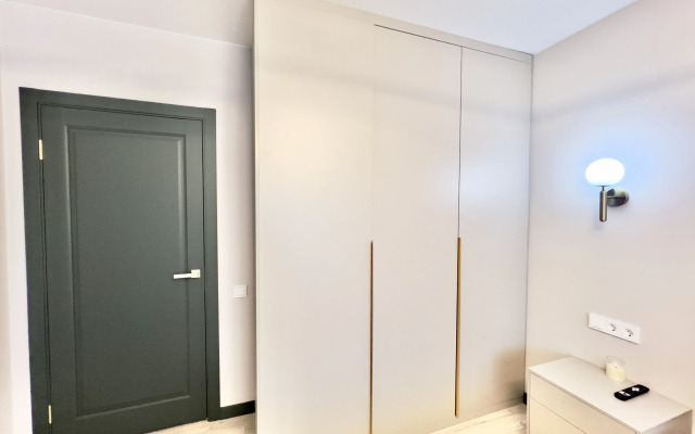 VyDoma na Tyumenskom Arbate s vidom na Bul'var Dzerzhinsko Apartments