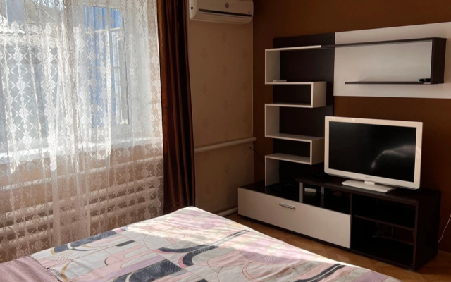 Na Aleksandrovskoy 9 Private house