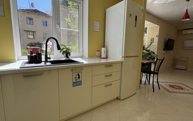 Estetika I Komfort Na Tsvetnom Bulvare Flat