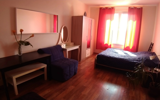 Yuzhnoye 1 Flat